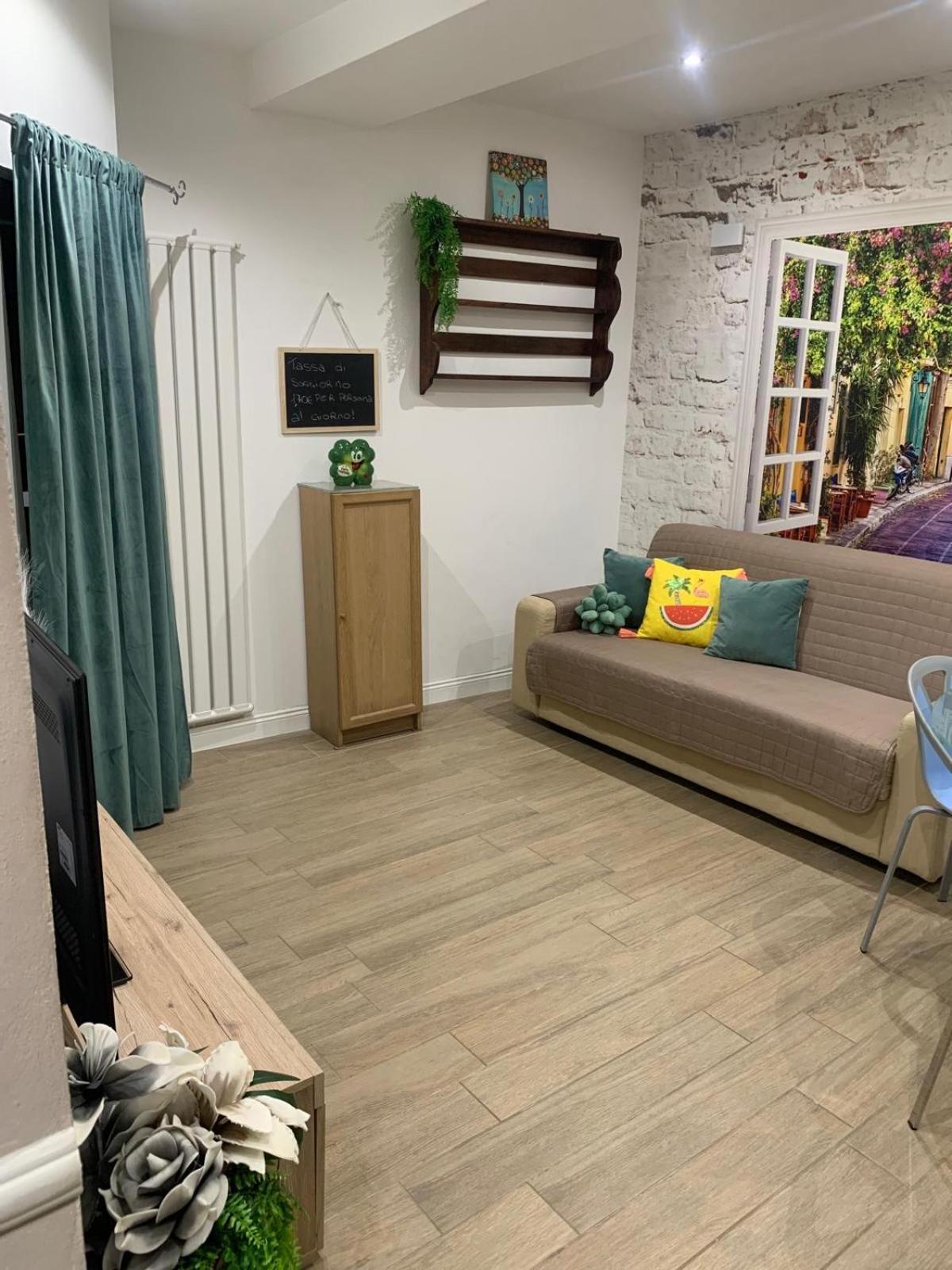 La Casina Di Bruna ลีวอร์โน ภายนอก รูปภาพ